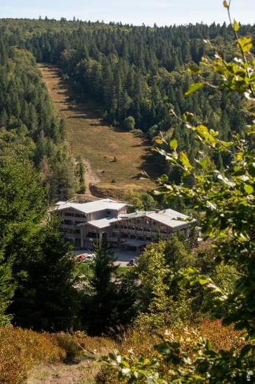 Chalet Hotel Le Collet, Haute Vosges, Situation et accès